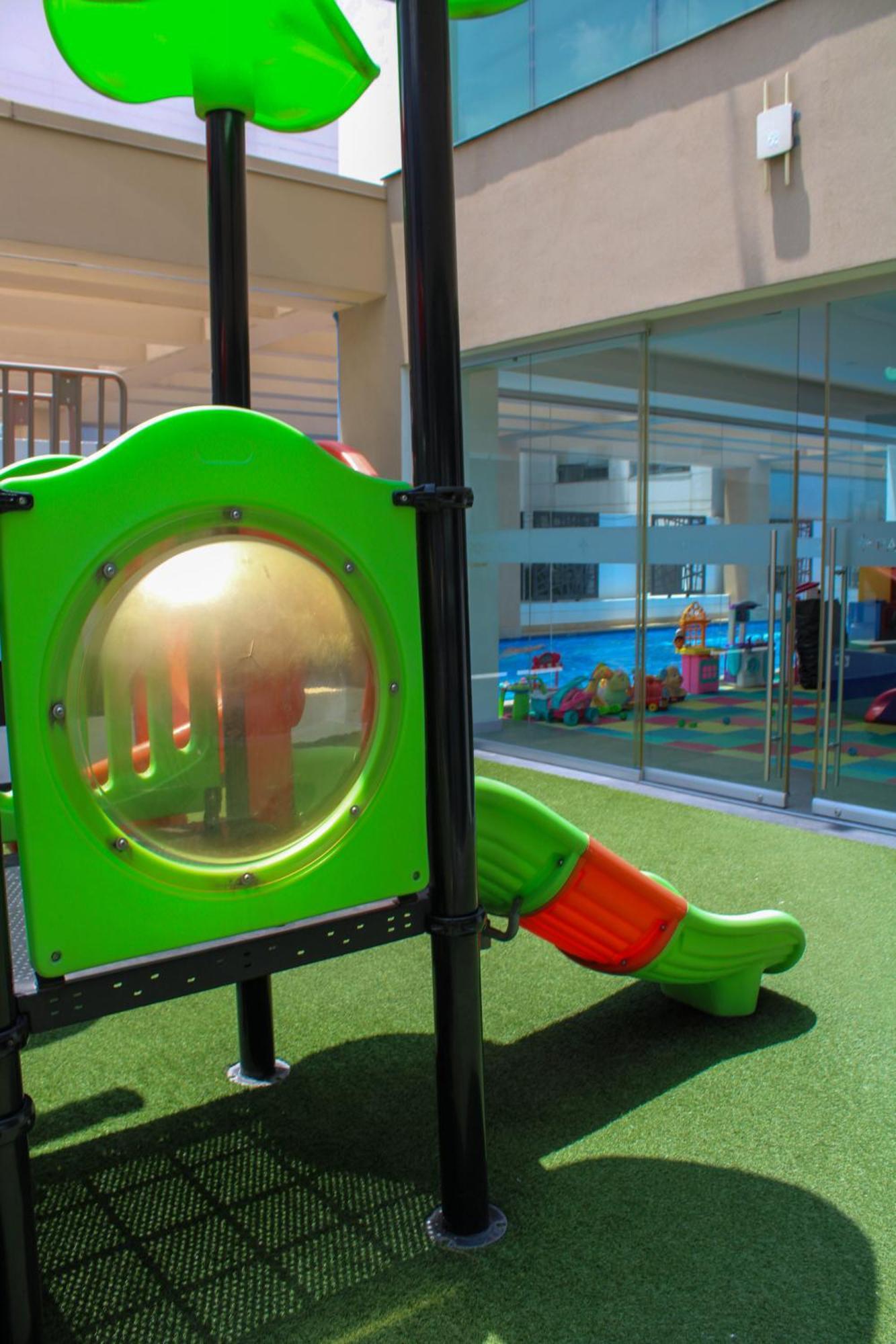 En Zona De Hospitales En Planta Baja *