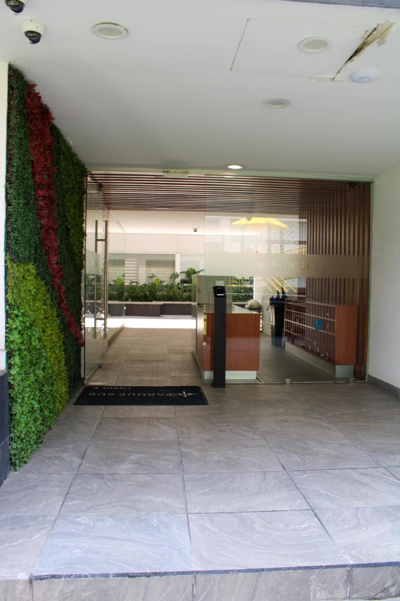 Apartment En Zona De Hospitales En Planta Baja *