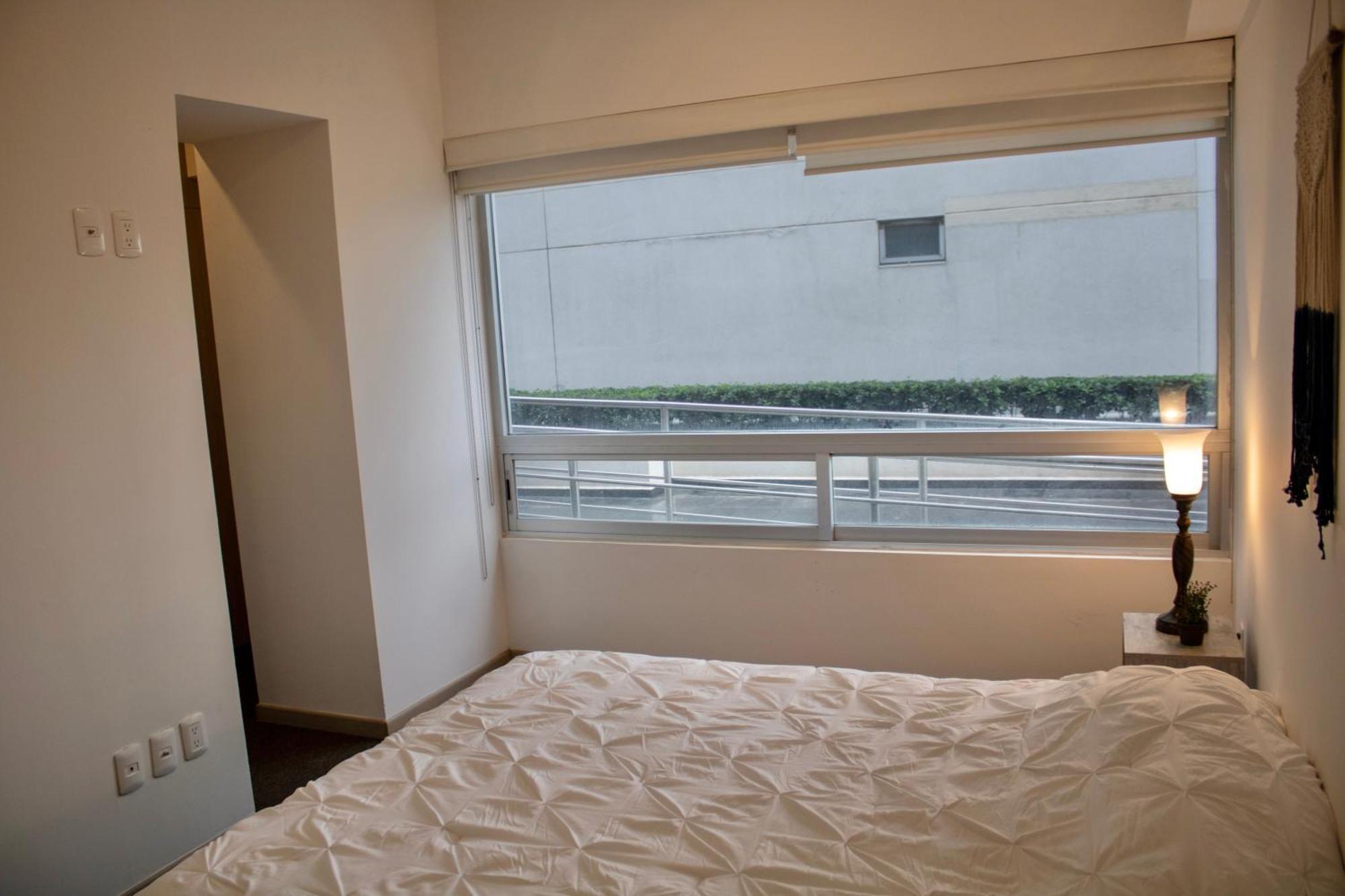 En Zona De Hospitales En Planta Baja